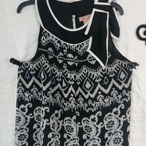 Black Blouse with Shoulder Bow SZ XL